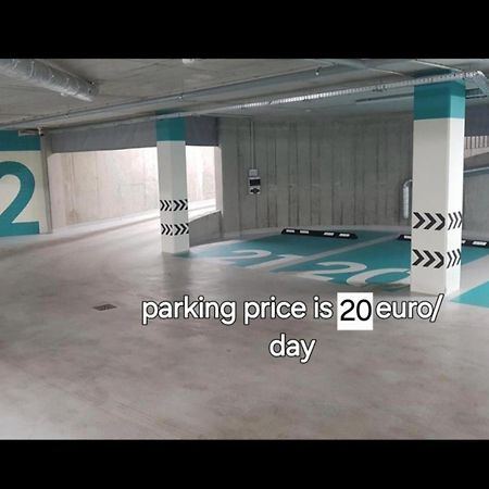 Happy Inn Vip, Self Check-In-24X7, A-C, Parking-In-The-Underground-Garage VNO Exterior foto