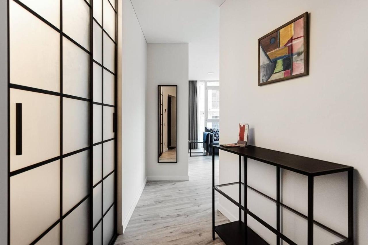 Happy Inn Vip, Self Check-In-24X7, A-C, Parking-In-The-Underground-Garage VNO Exterior foto